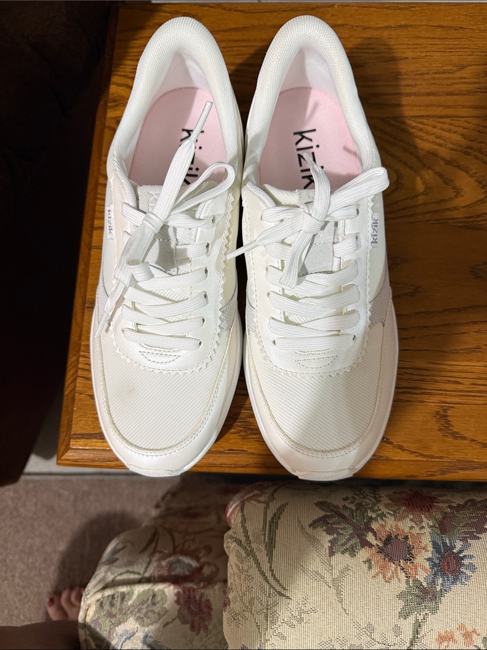 Kizik Paris Women's Sneakers - Metallic White